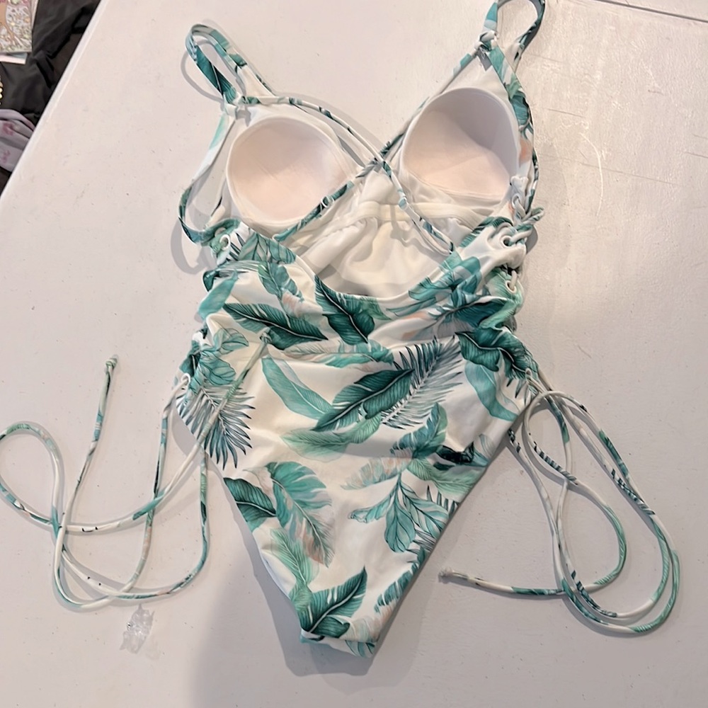 PacSun side Tie  One Piece sucks you on high thigh super flattering